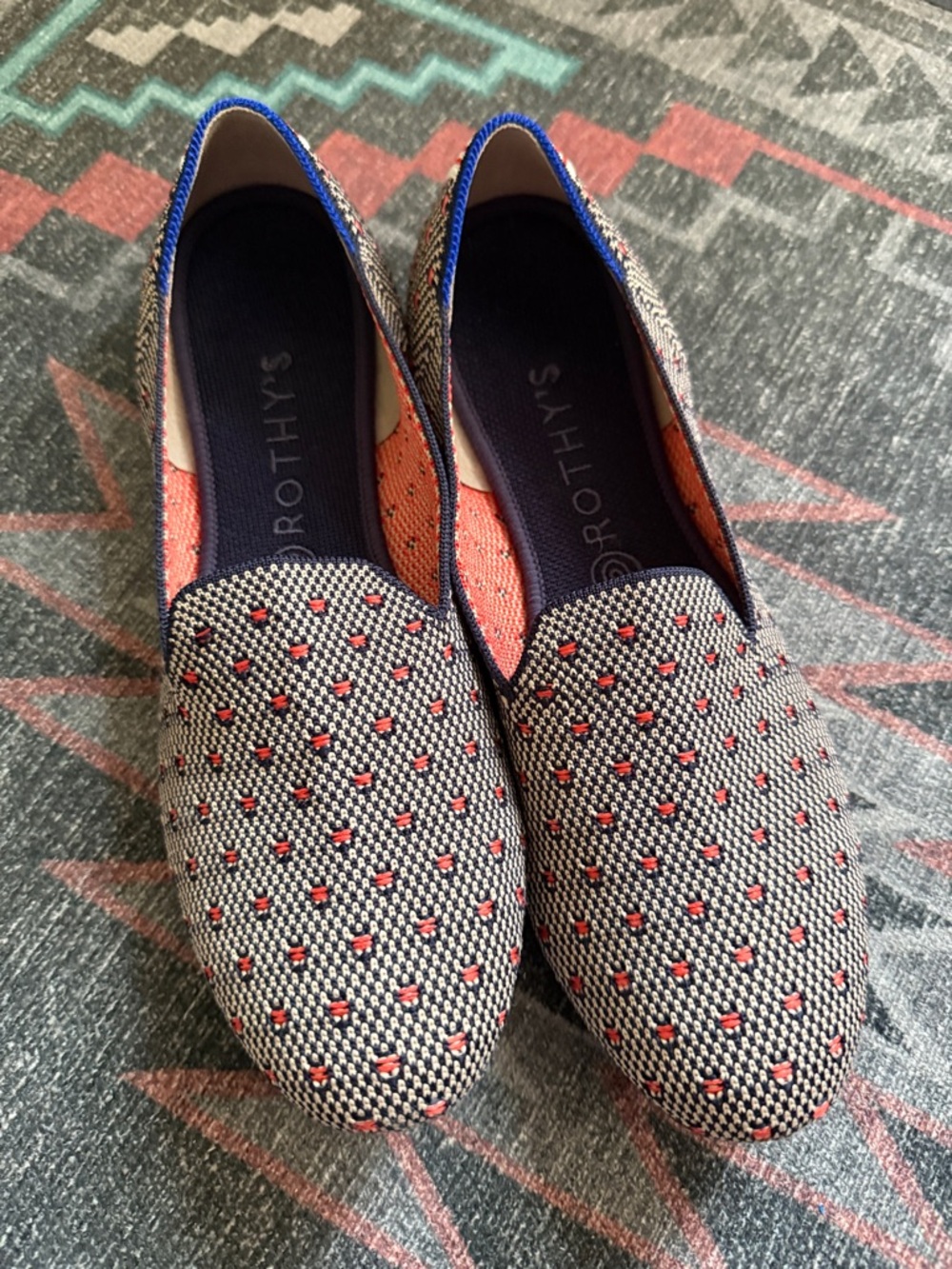 Rothy's Ostrich Navy and Peach 10.5